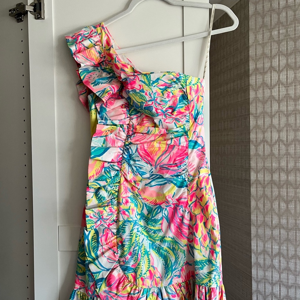 Lily Pulitzer One Shoulder Ruffle Dress. Size OO